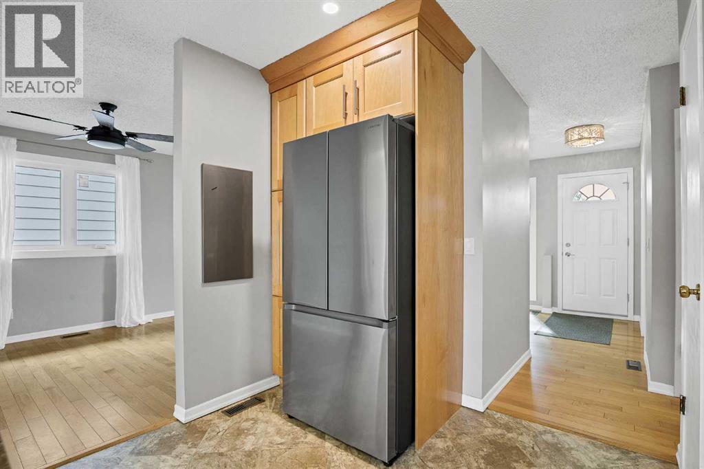 1307 56 Avenue Nw Property Photo 12