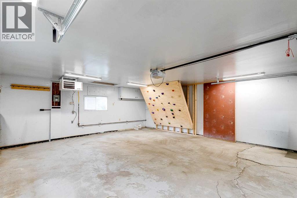 1307 56 Avenue Nw Property Photo 33