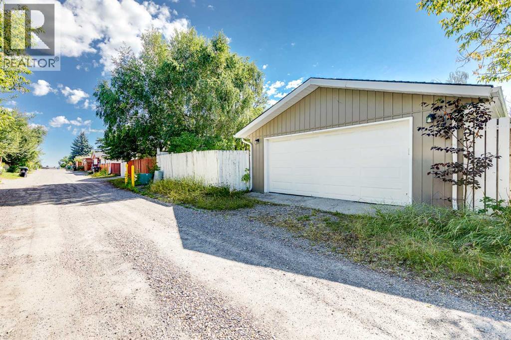 1307 56 Avenue Nw Property Photo 34