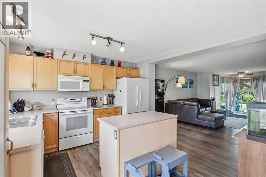 160 Promenade Way Se Property Photo 10