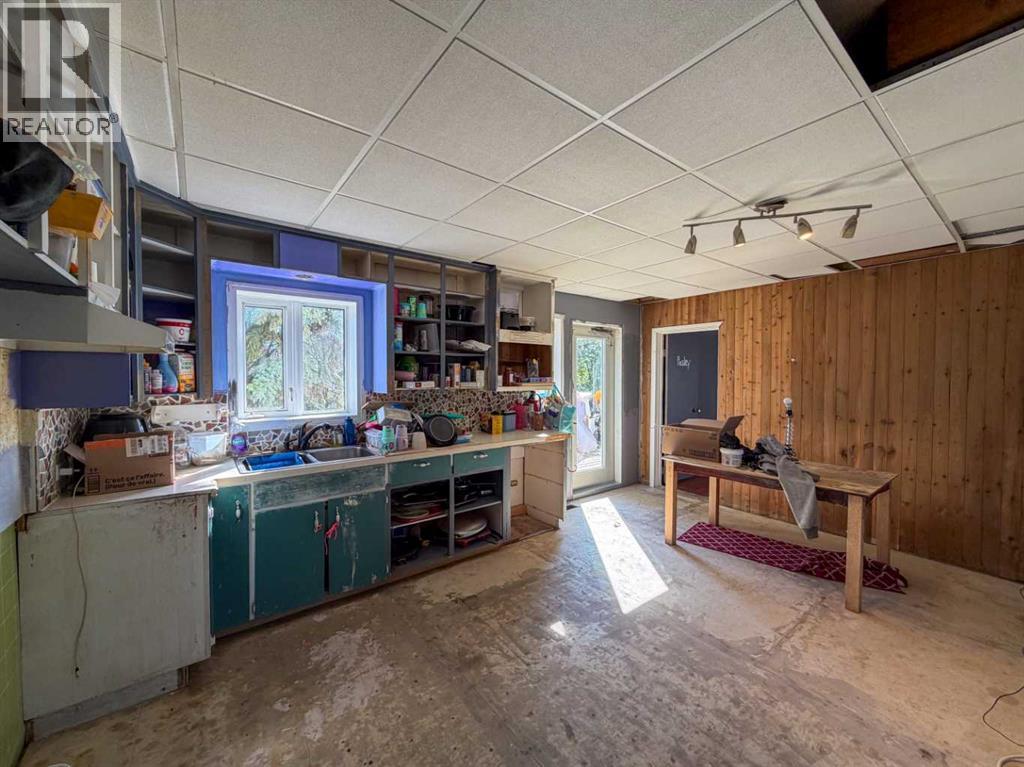 126 3 Street Se Property Photo 3