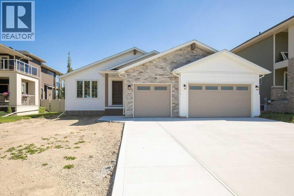4975 60 Avenue Property Photo 1