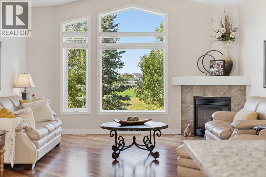 111 Invermere Close Property Photo 1