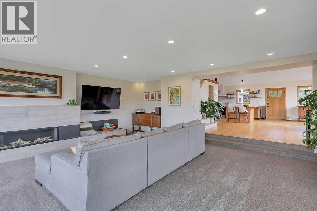 36562 Range Road 284 Property Photo 12
