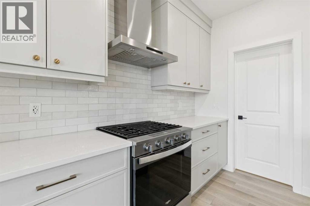139 Fireside Close Property Photo 8