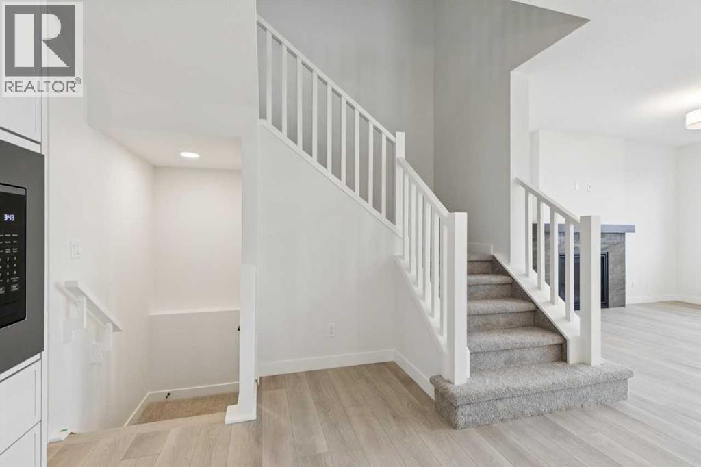 139 Fireside Close Property Photo 10