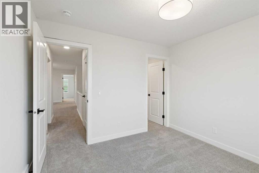 139 Fireside Close Property Photo 35