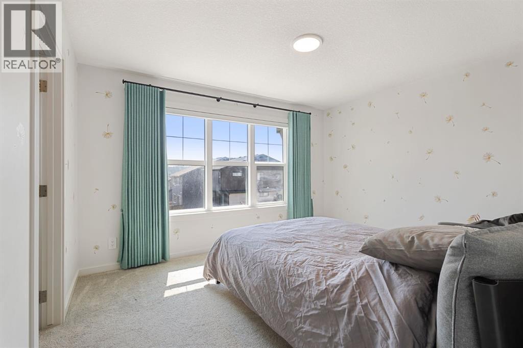 147 Royston Rise Nw Property Photo 25