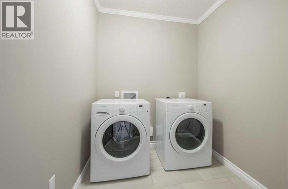 5215 52 Street Property Photo 24