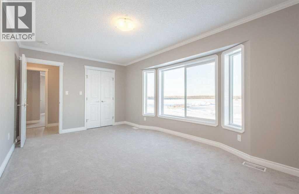 5215 52 Street Property Photo 33