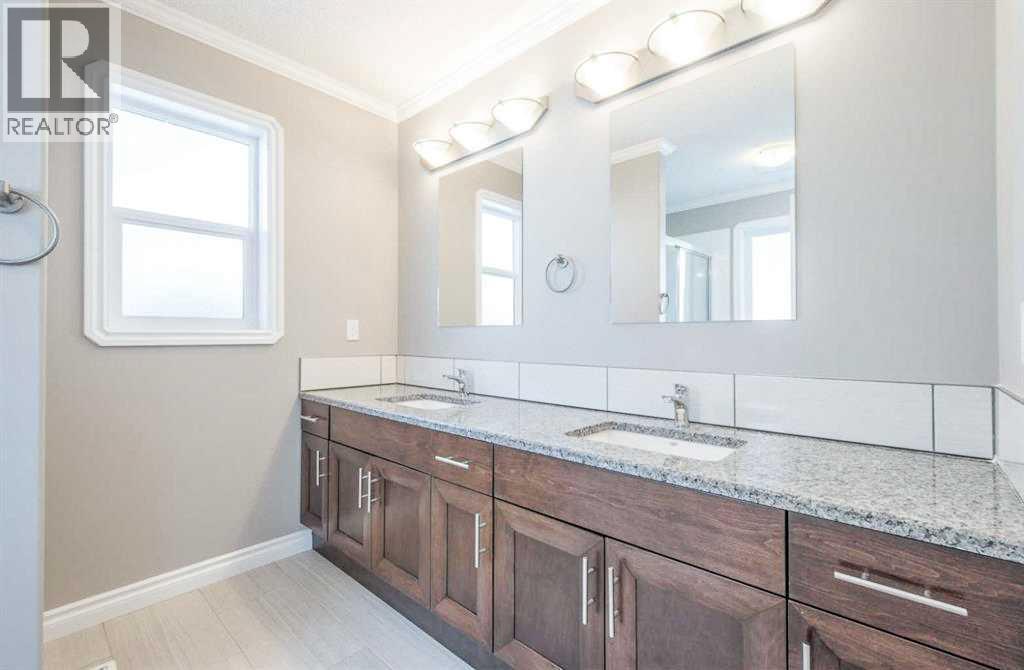 5215 52 Street Property Photo 34