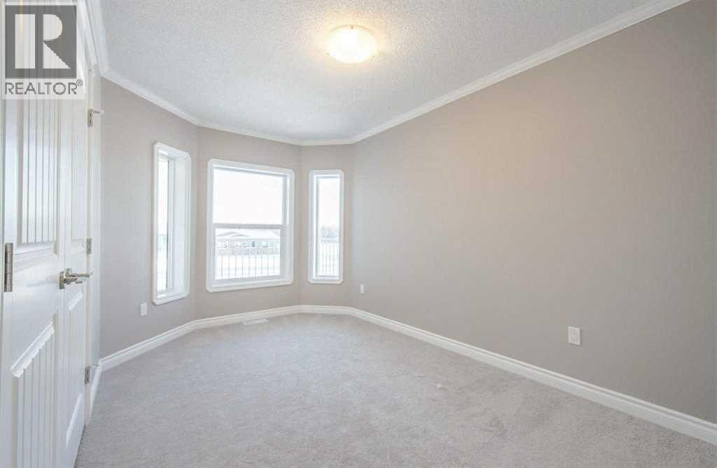 5215 52 Street Property Photo 38