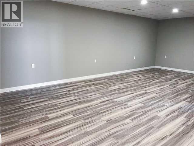 5215 52 Street Property Photo 43