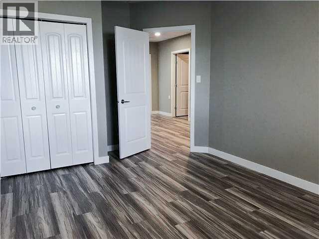 5215 52 Street Property Photo 45