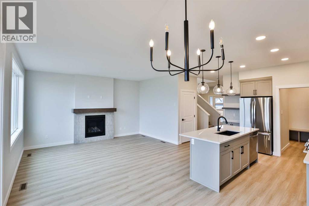 877 Devonia Circle W Property Photo 10