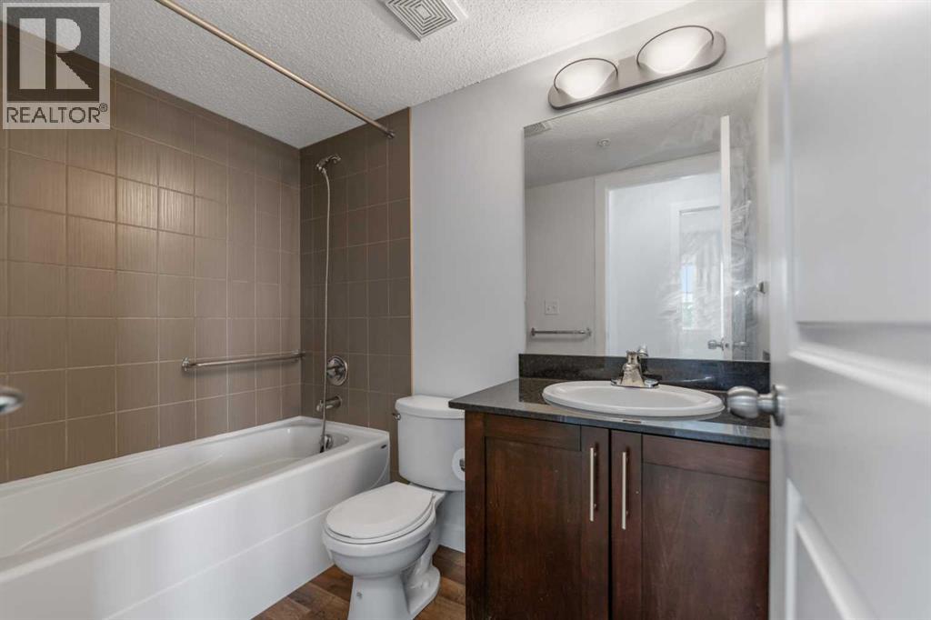 195 Kincora Glen Road Property Photo 8