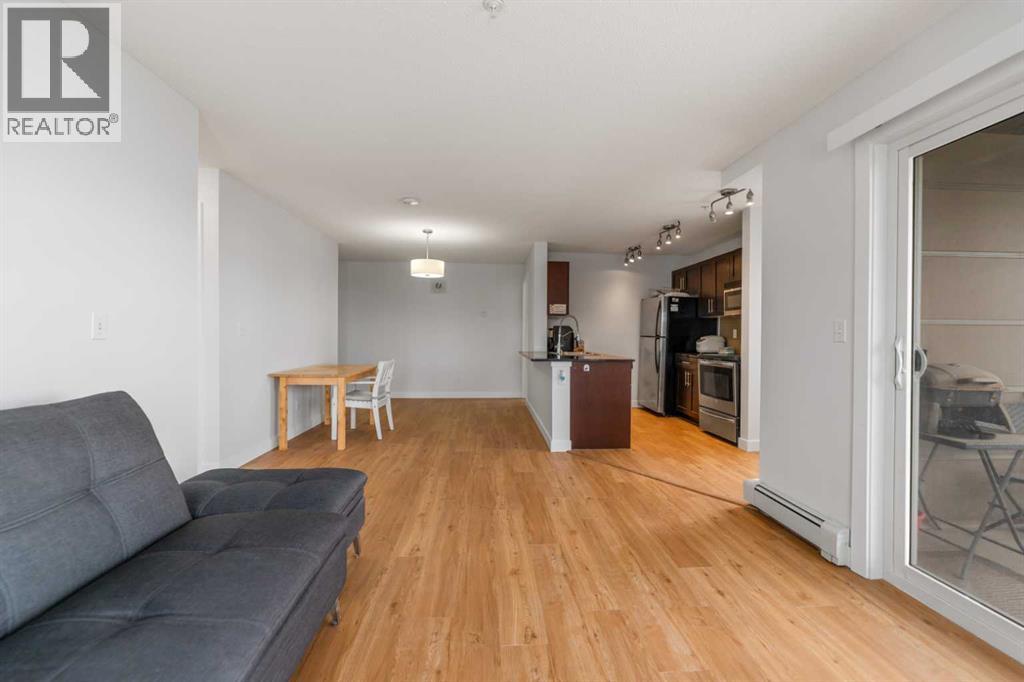 195 Kincora Glen Road Property Photo 15