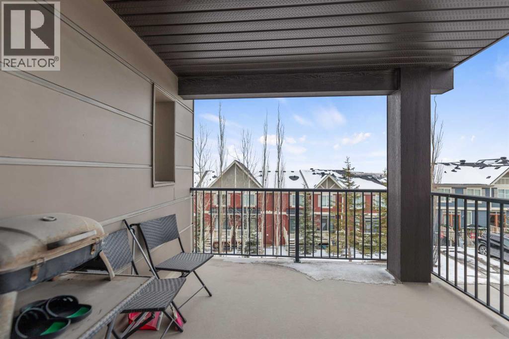195 Kincora Glen Road Property Photo 21