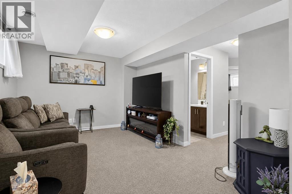 1079 Lanark Boulevard Se Property Photo 28