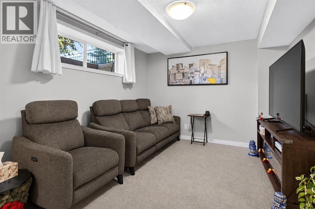 1079 Lanark Boulevard Se Property Photo 29