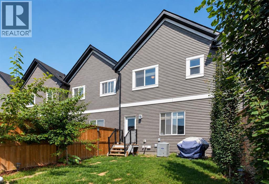 1079 Lanark Boulevard Se Property Photo 33