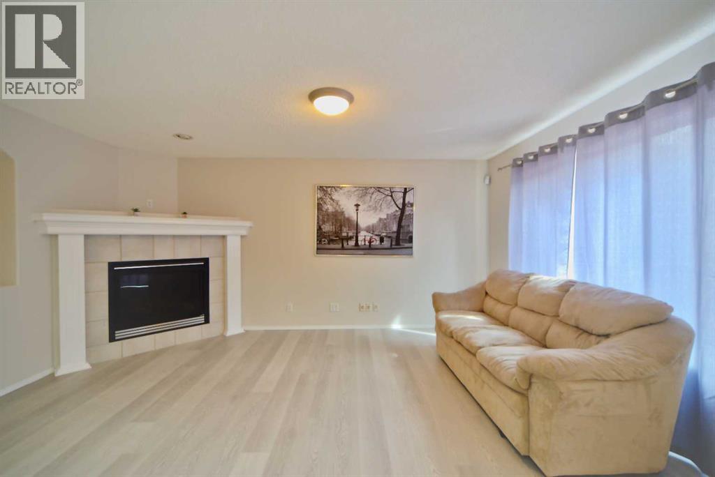 133 Panamount Court Nw Property Photo 6