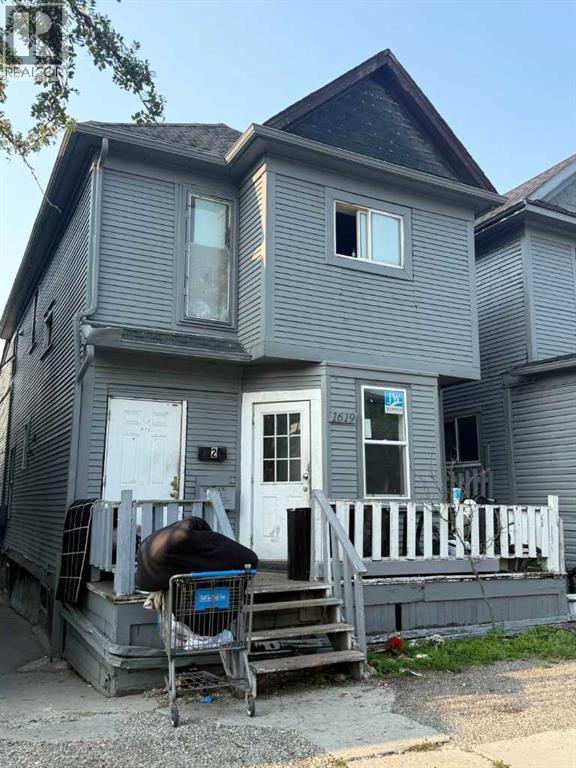 1619 12 Avenue Sw Property Photo 2