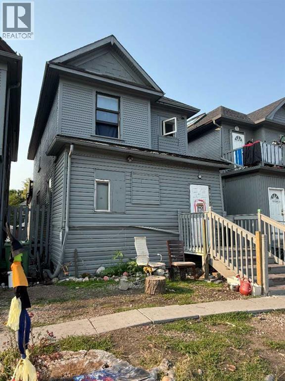 1621 12 Avenue Sw Property Photo 2
