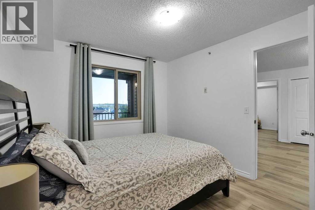 8 Bridlecrest Drive Southwest Property Photo 17