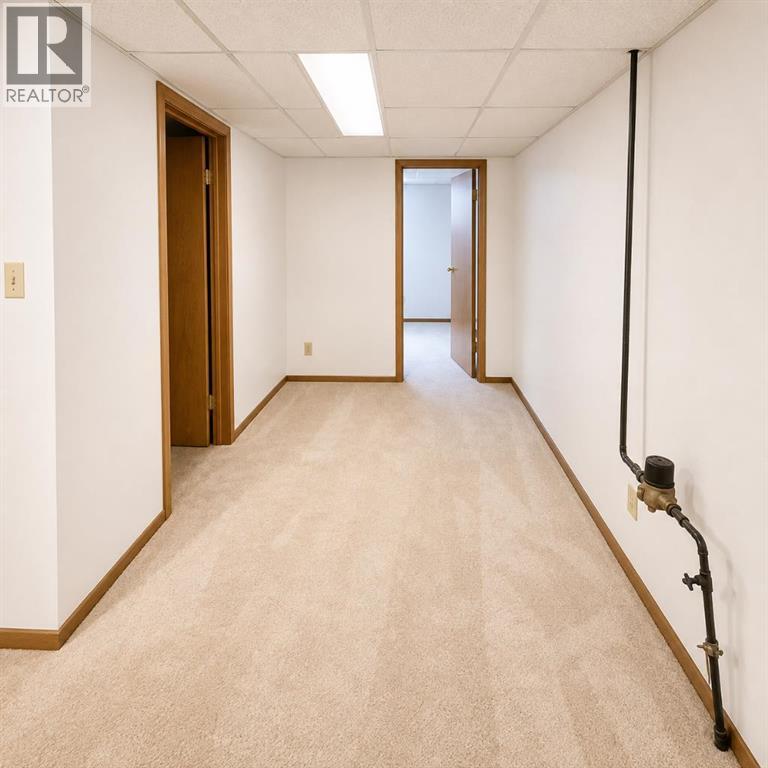 5 Hillside Crescent Property Photo 27