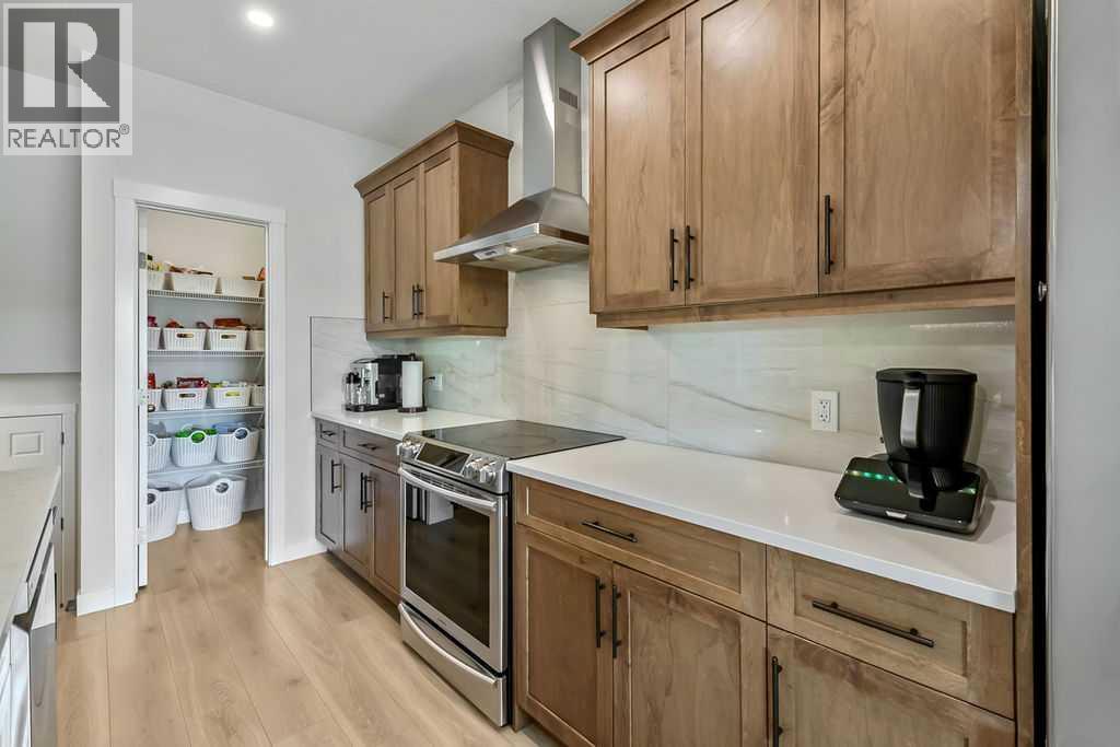 100 Cranbrook Gardens Se Property Photo 8