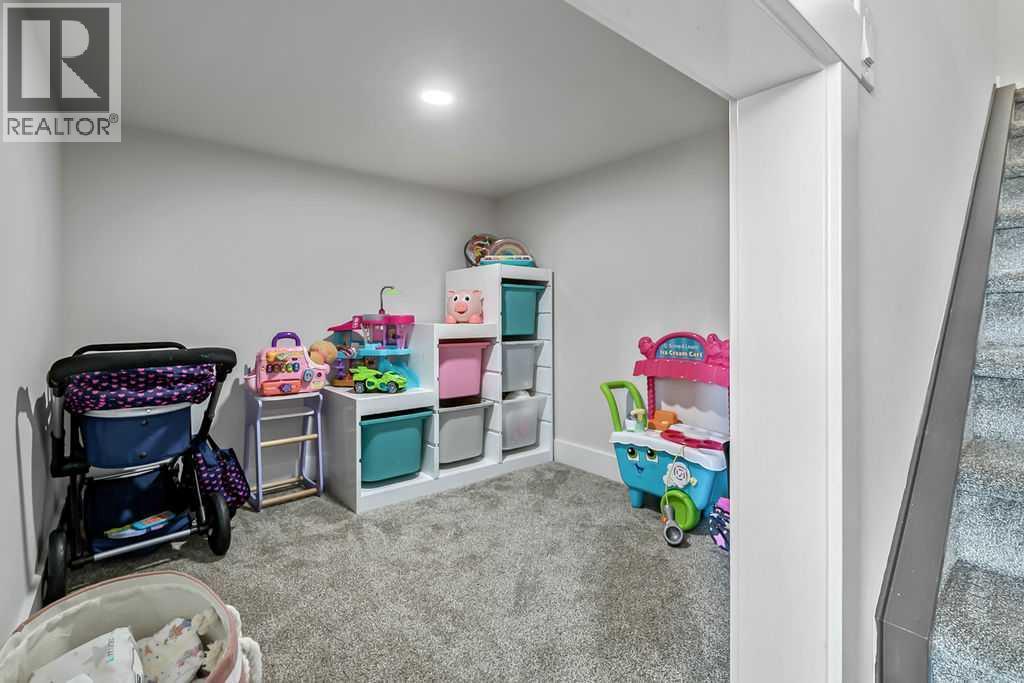 100 Cranbrook Gardens Se Property Photo 23