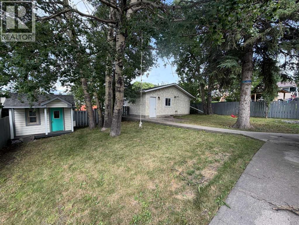 298 Mountain Street Property Photo 39