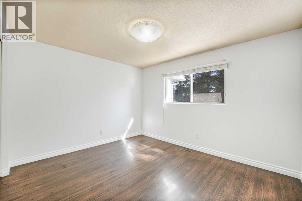 2815 Palliser Drive Southwest Property Photo 27