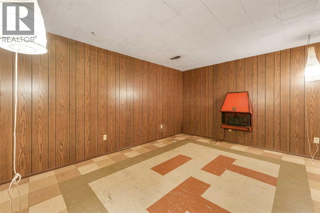 2815 Palliser Drive Southwest Property Photo 34