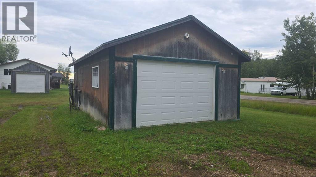 7 Plan 9123328 Property Photo 3