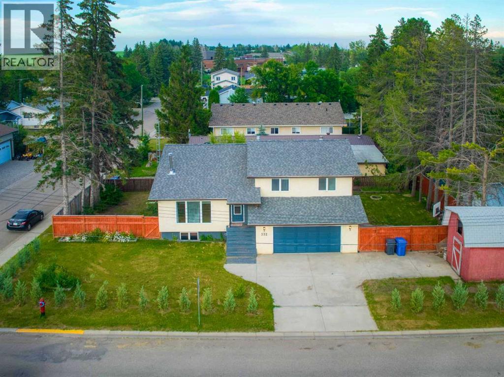 332 11 Avenue Property Photo 1