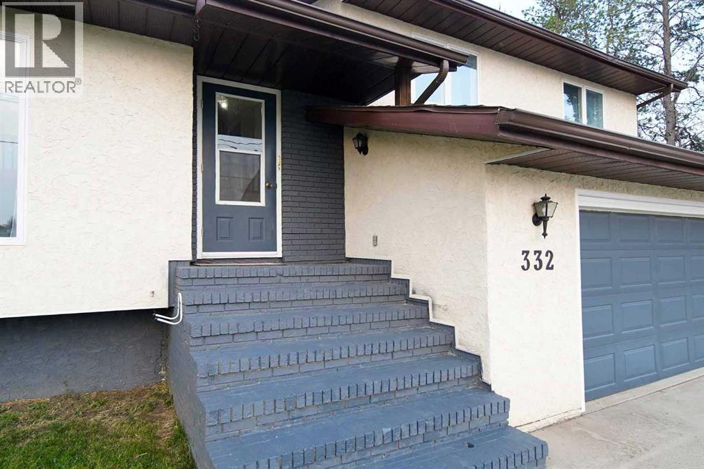 332 11 Avenue Property Photo 5