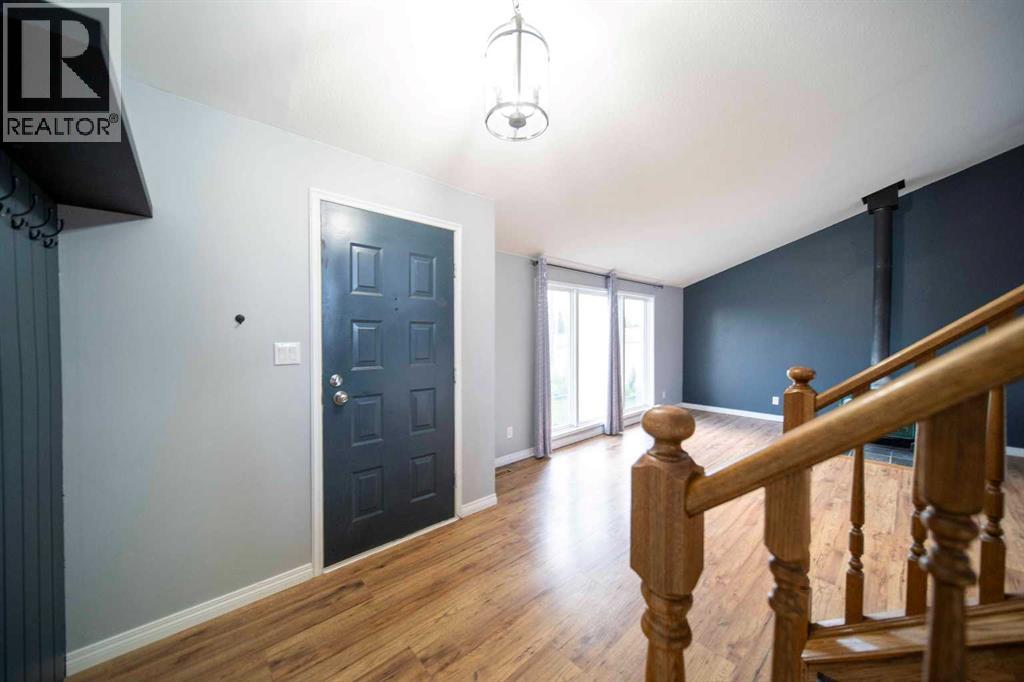 332 11 Avenue Property Photo 6