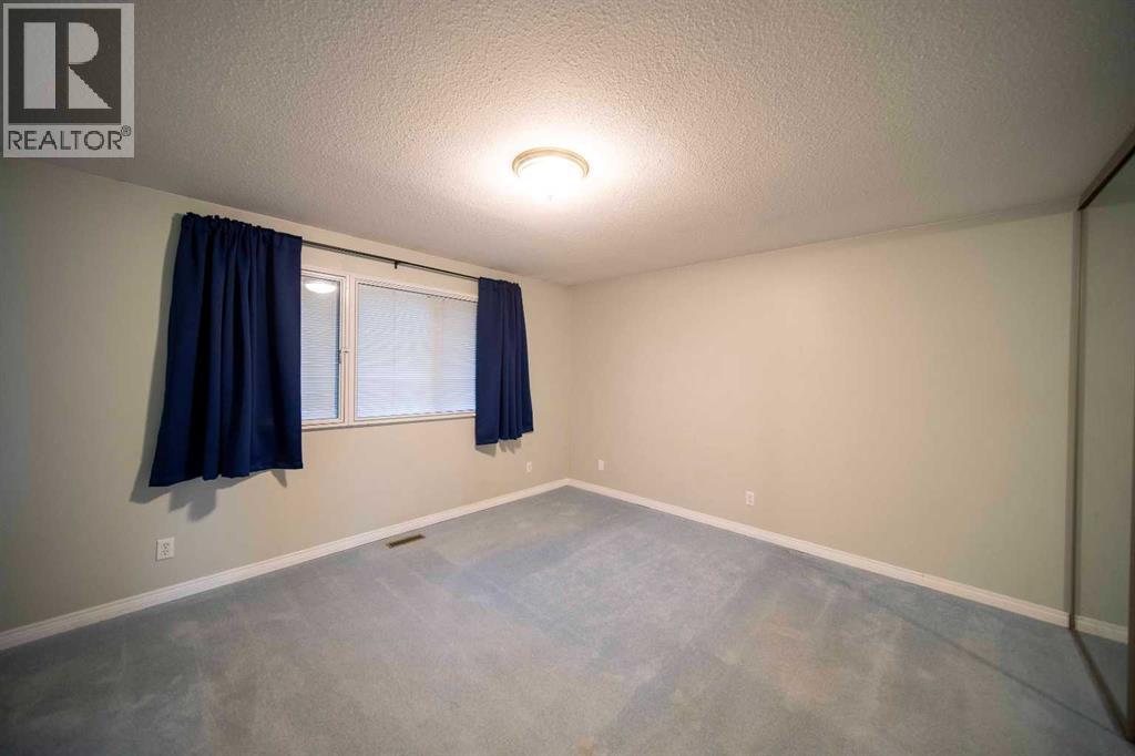 332 11 Avenue Property Photo 19