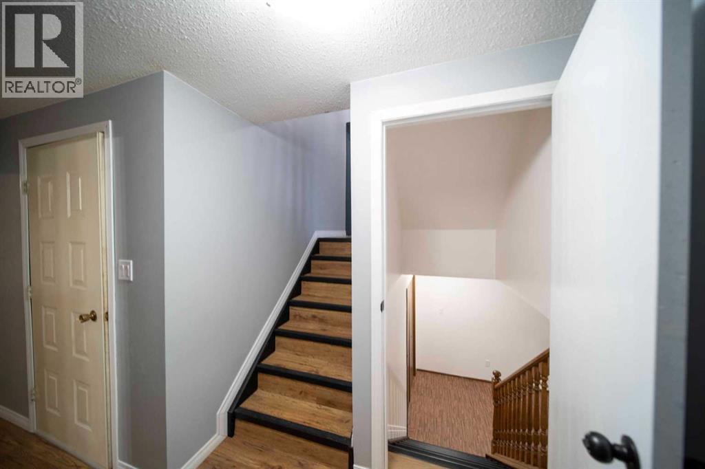 332 11 Avenue Property Photo 22