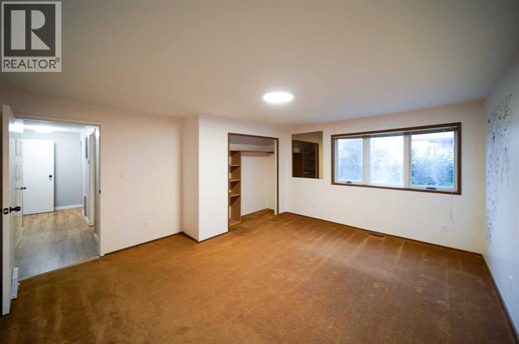 332 11 Avenue Property Photo 28