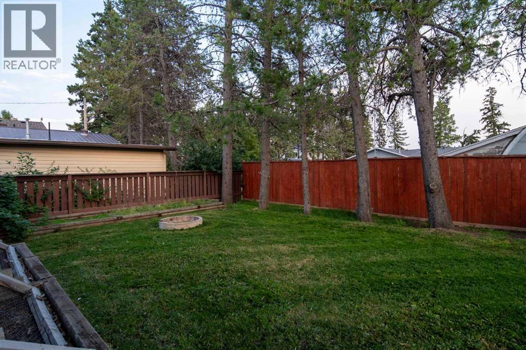 332 11 Avenue Property Photo 32