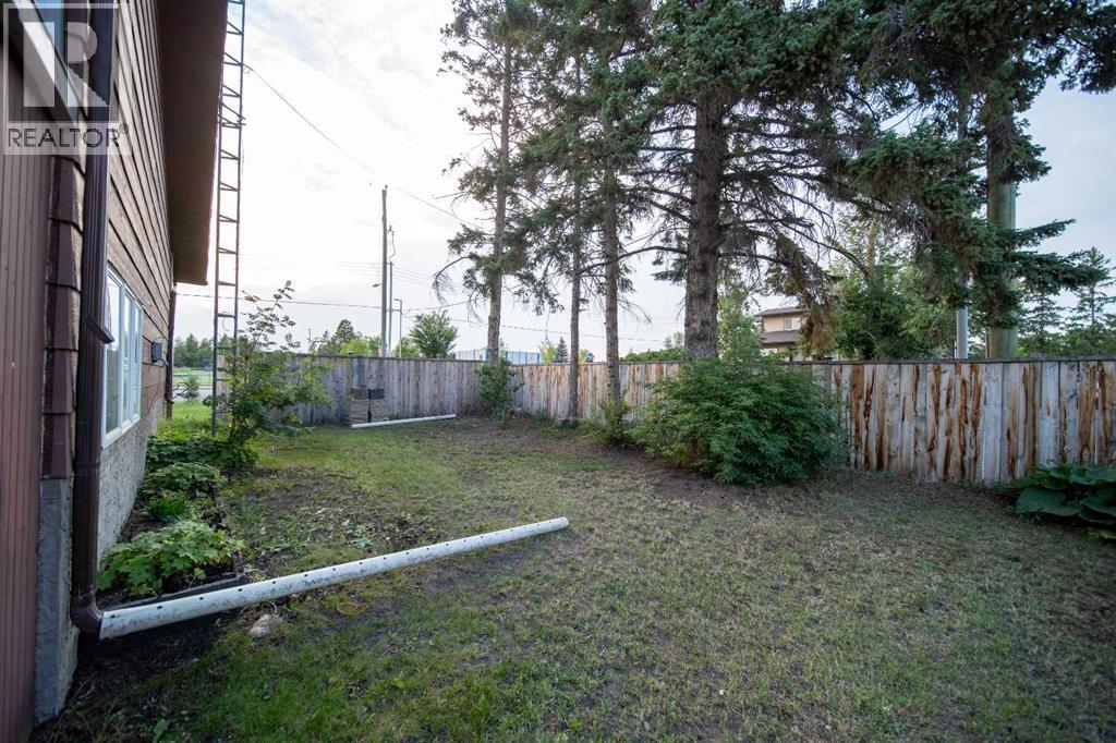 332 11 Avenue Property Photo 34