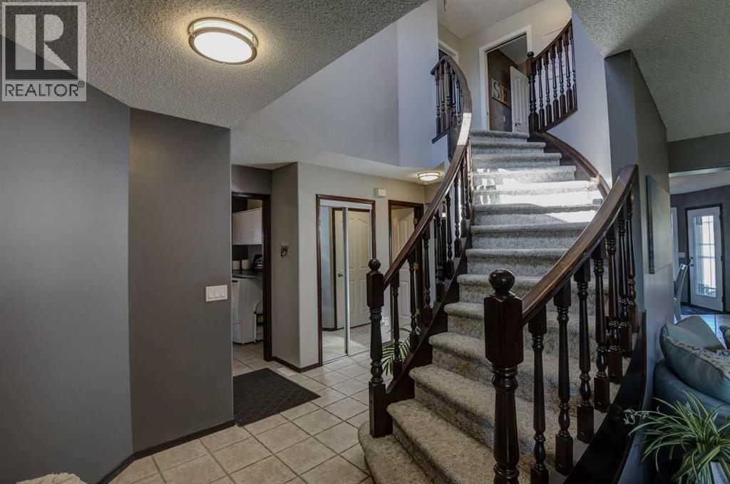 310 Springs Place Se Property Photo 4