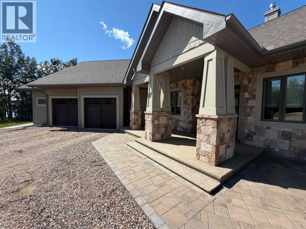 677325 Churchill Park Road Property Photo 1