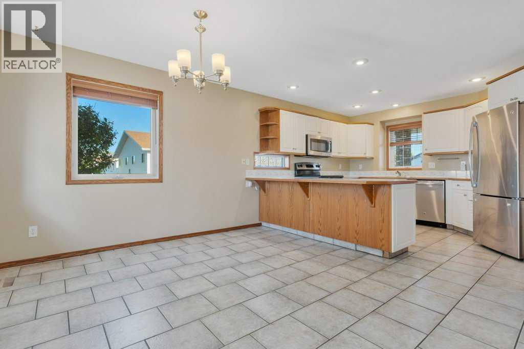 83 Lawrence Crescent Property Photo 15