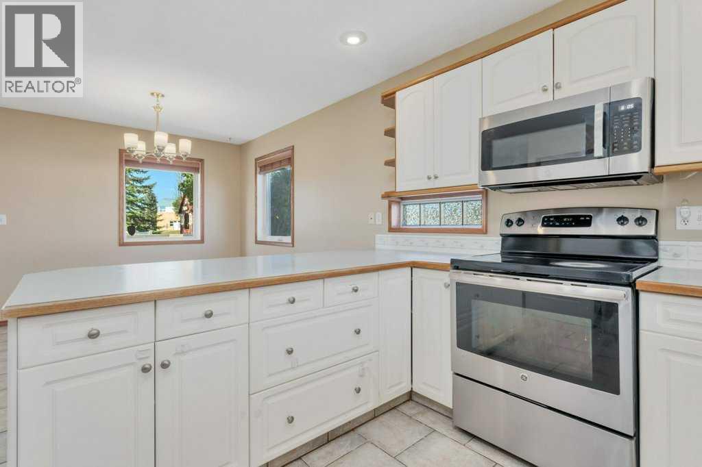 83 Lawrence Crescent Property Photo 17
