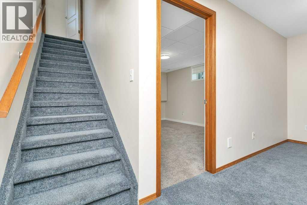 83 Lawrence Crescent Property Photo 33