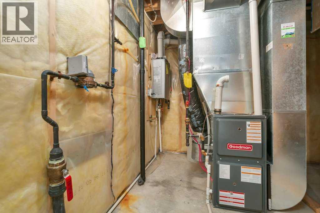 83 Lawrence Crescent Property Photo 39